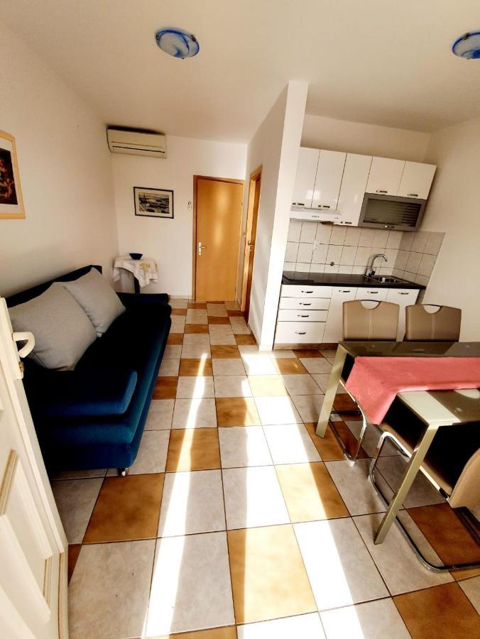 Edith's Olive Garden Apartma Vir