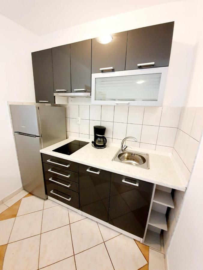 Edith's Olive Garden Apartment